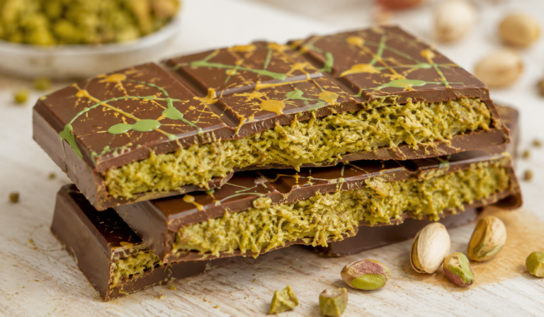 Viral Dubai Pistachio Chocolate Bar